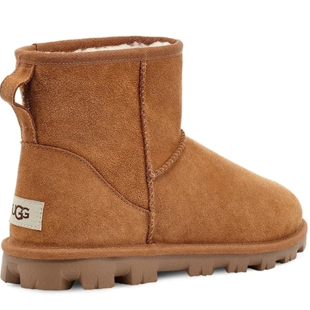 Cozy Tan Ugg Boots - Picture 3 of 3